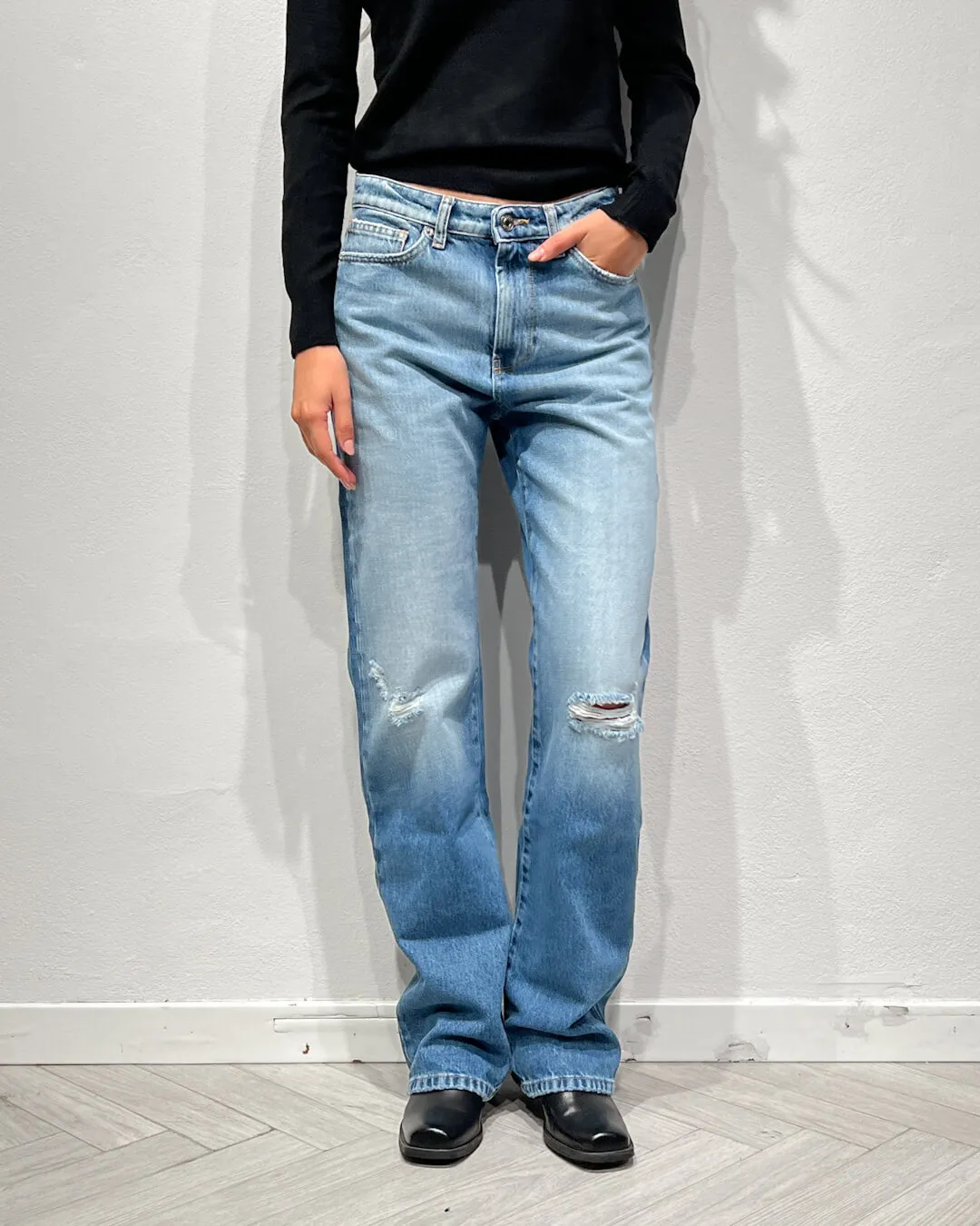 -JEANS STRAIGHT-LEG MID RISE CON ROTTURE – ALEX – VICOLO