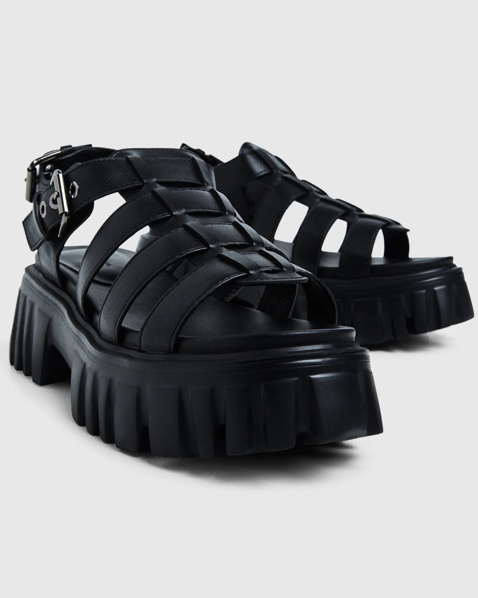 Alice In The Eve Skylar Sandals Black