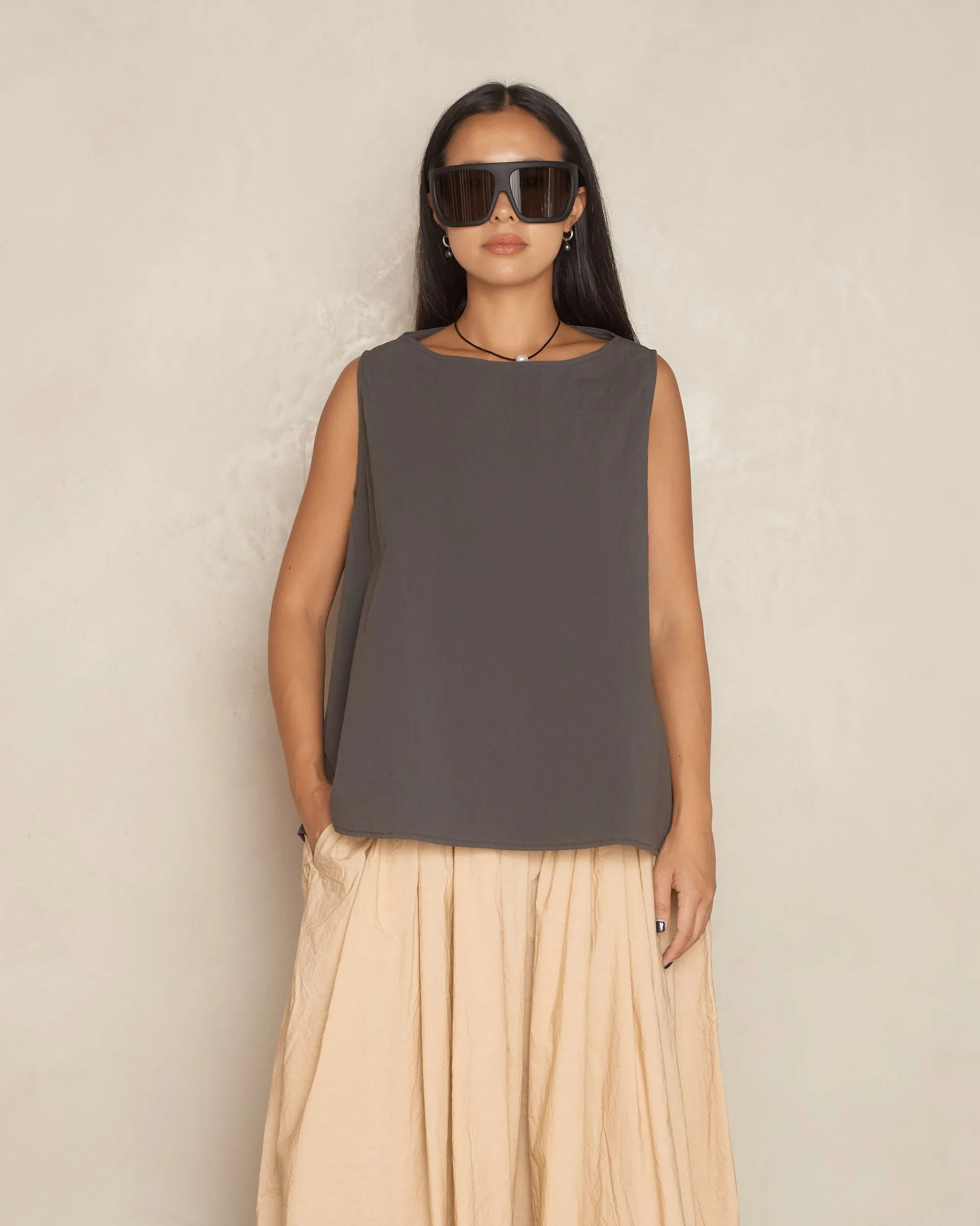 Anthracite Wrinkled Sleeveless Top