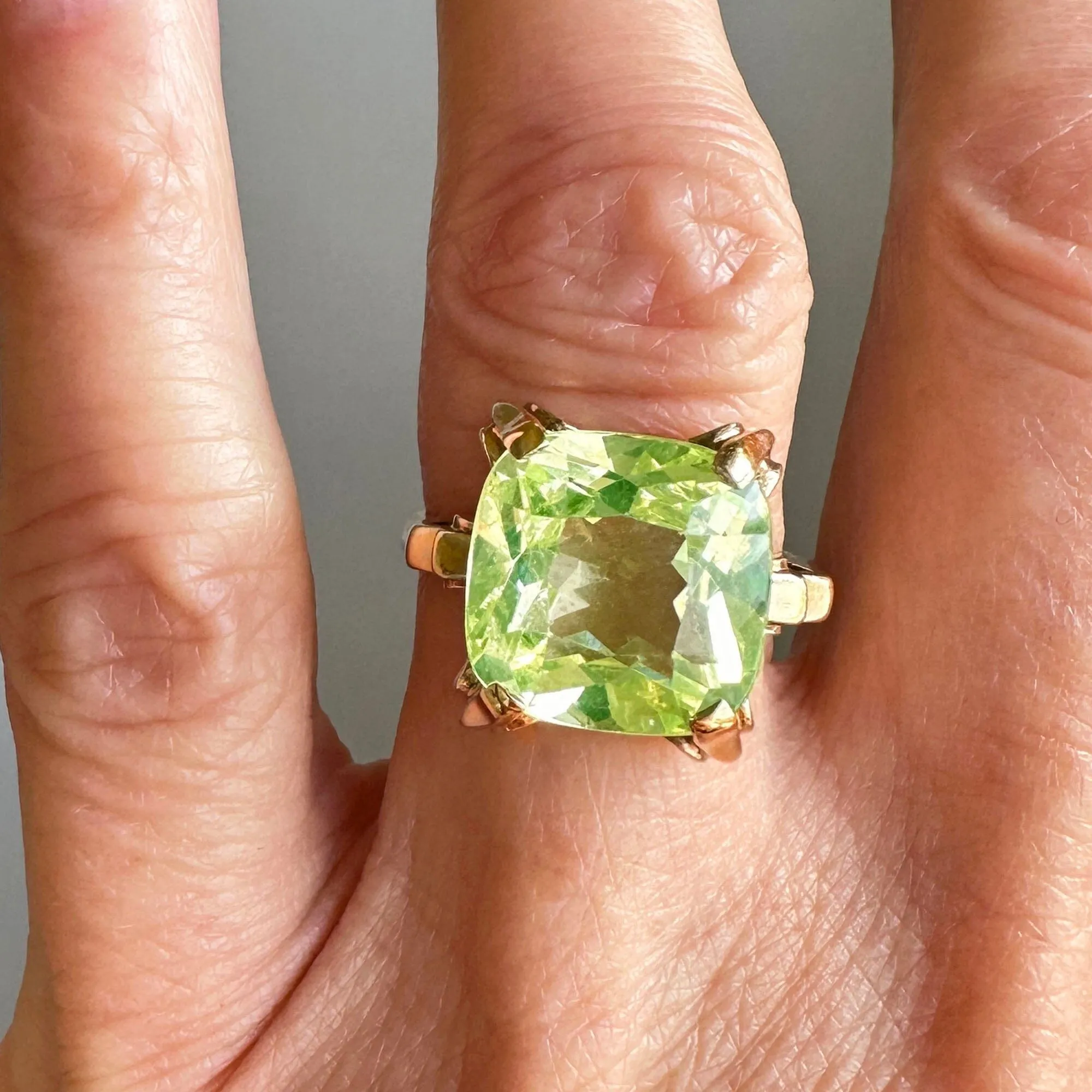 Art Deco 14K Gold Cushion Cut Green Spinel Ring