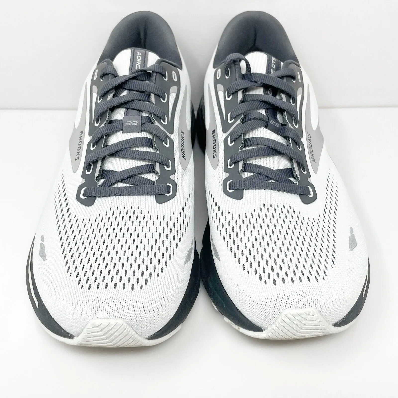 Brooks Mens Adrenaline GTS 23 1103912E065 Gray Running Shoes Sneakers Size 10 2E