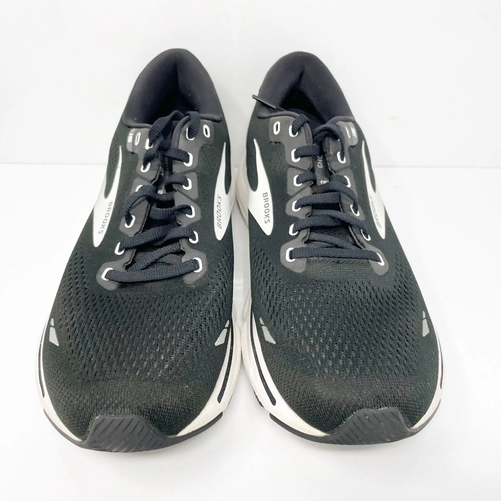 Brooks Mens Ghost 15 1103931D012 Black Running Shoes Sneakers Size 11 D
