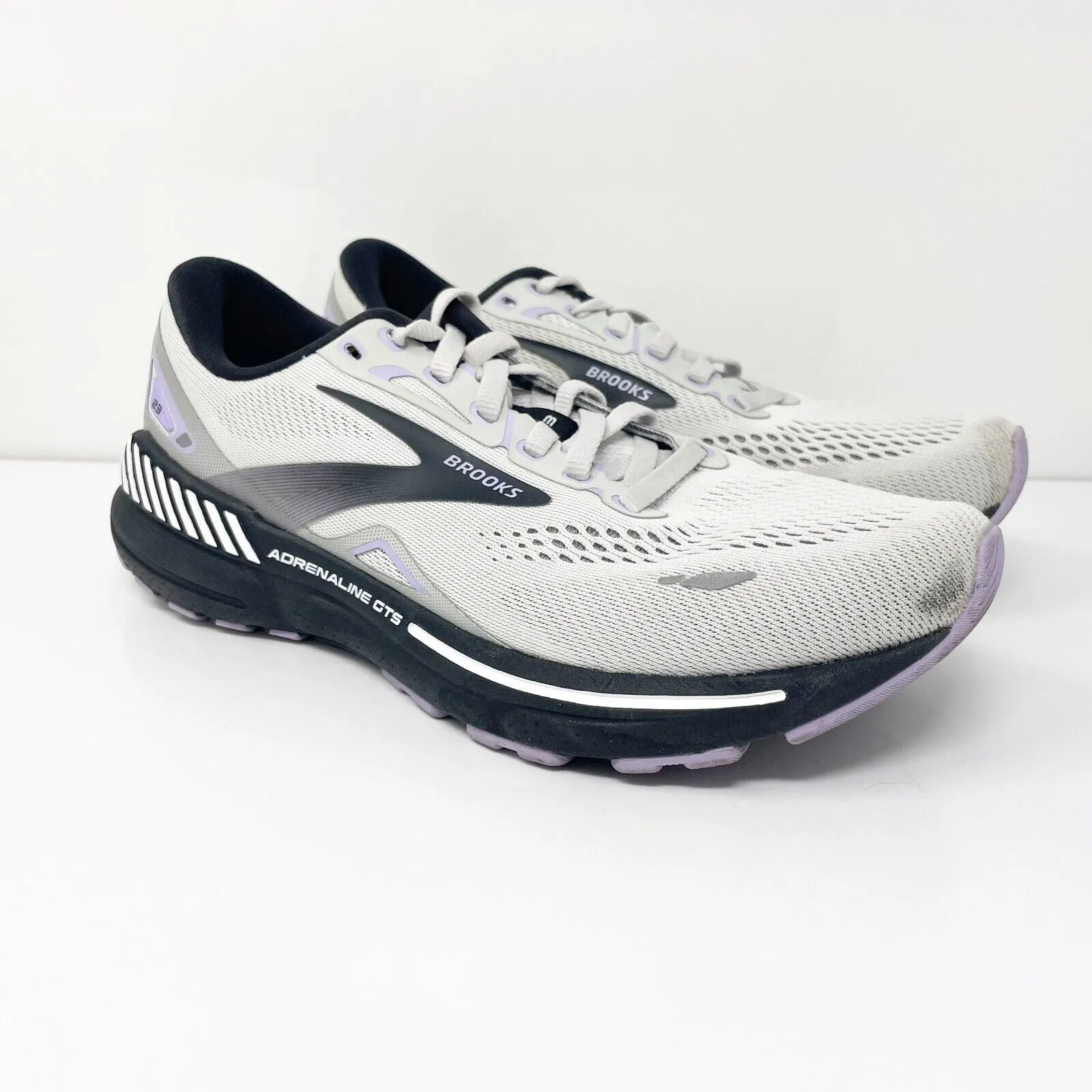 Brooks Womens Adrenaline GTS 23 1203811B039 White Running Shoes Sneakers 8.5 B