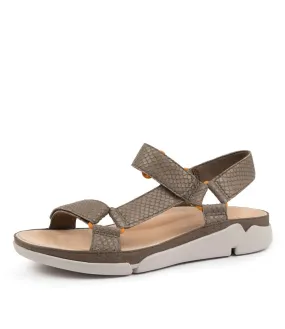 CLARKS Tri Sporty Sage Snake Lth
