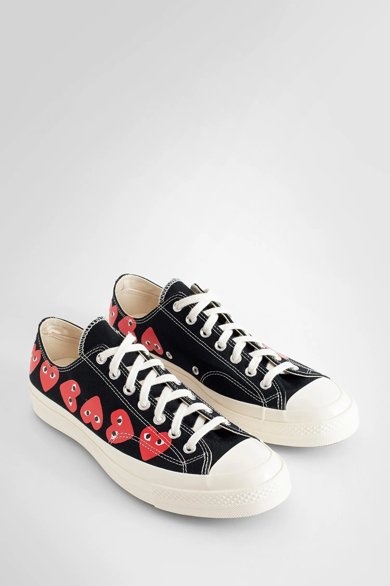 comme des garçons play converse collaboration multi heart chuck 70 low sneakers