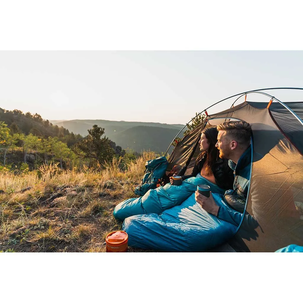 Cosmic 20° 550F Down Sleeping Bag | Women's