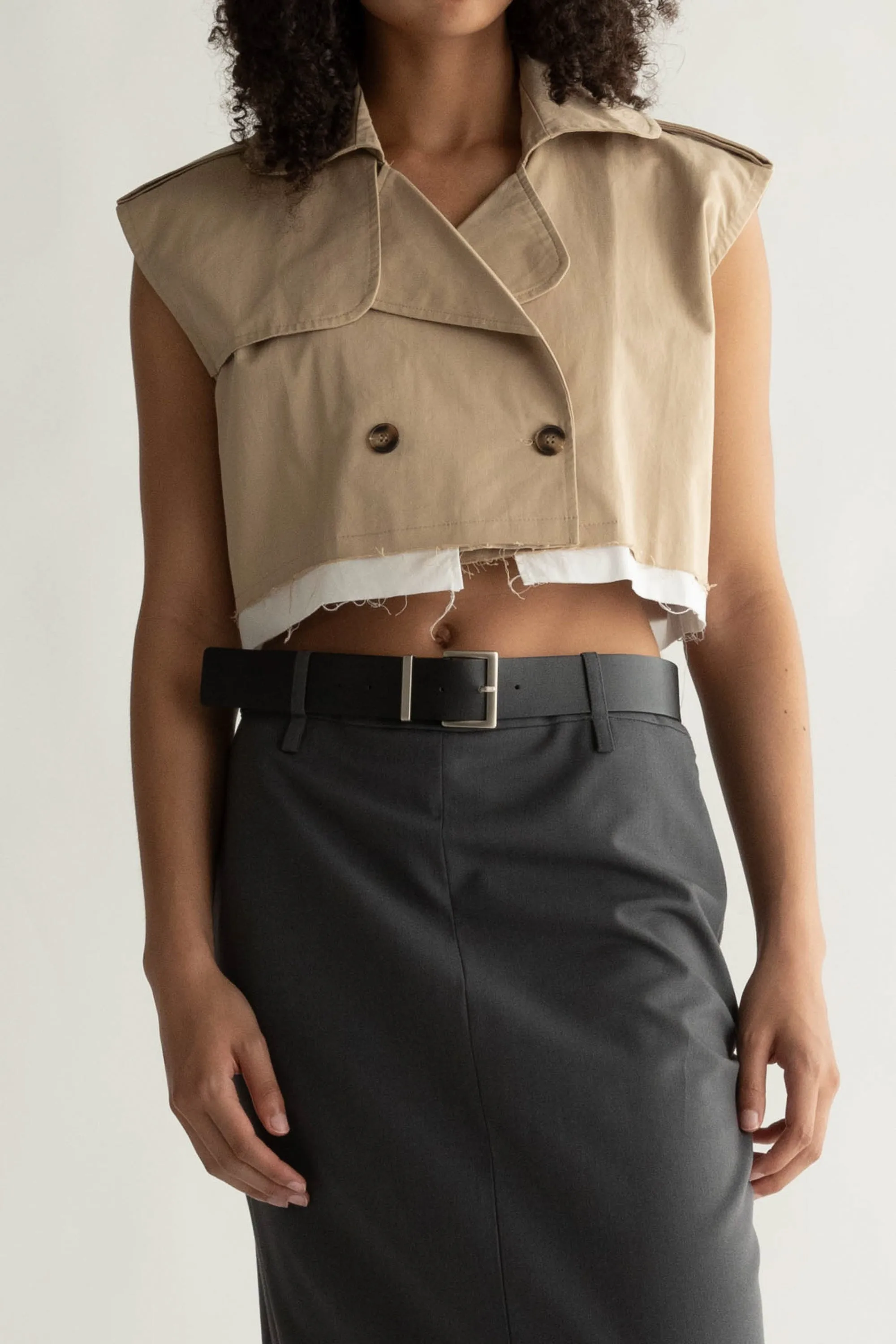 CROPPED TRENCH VEST