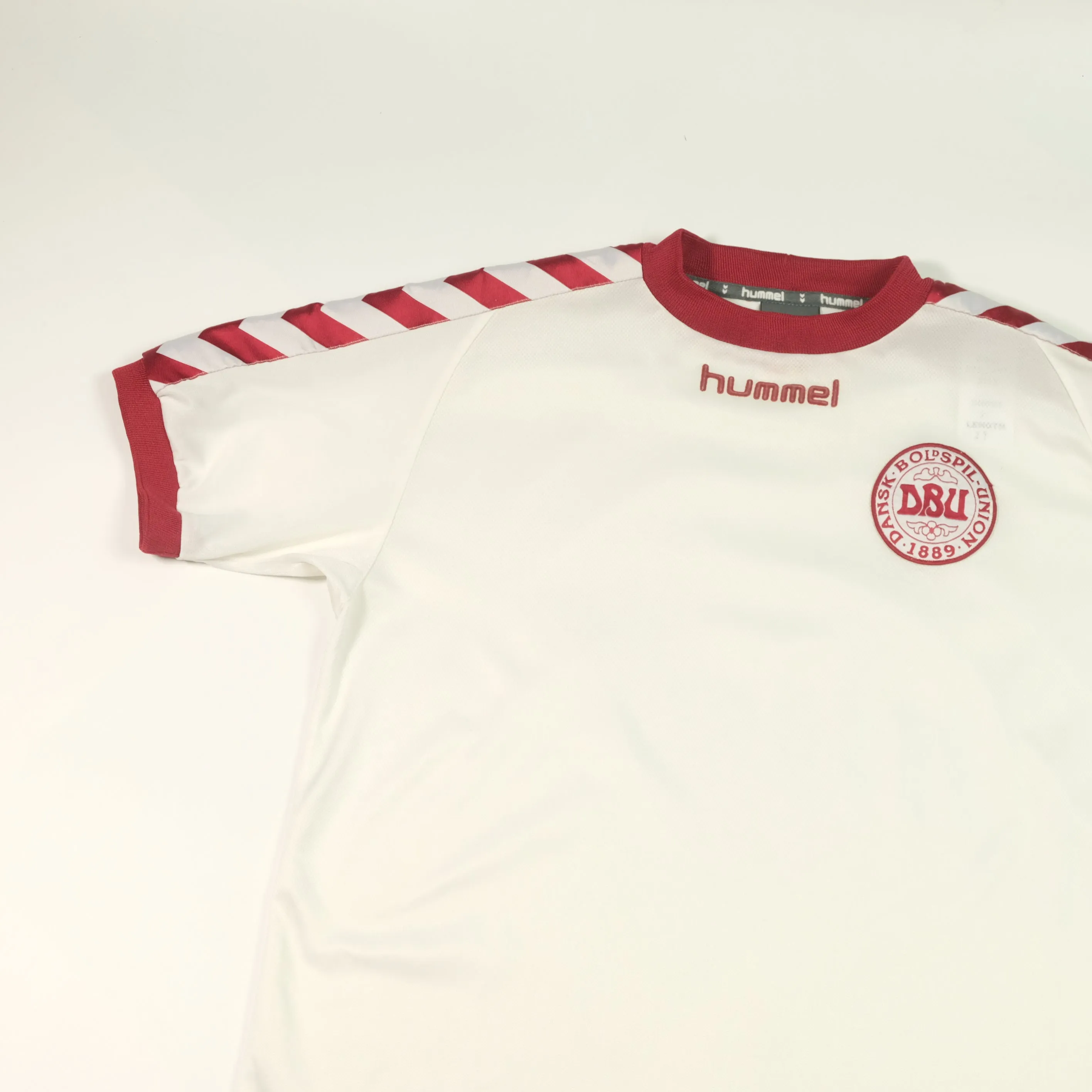 Denmark 2002 Original Hummel Away Football Shirt Medium