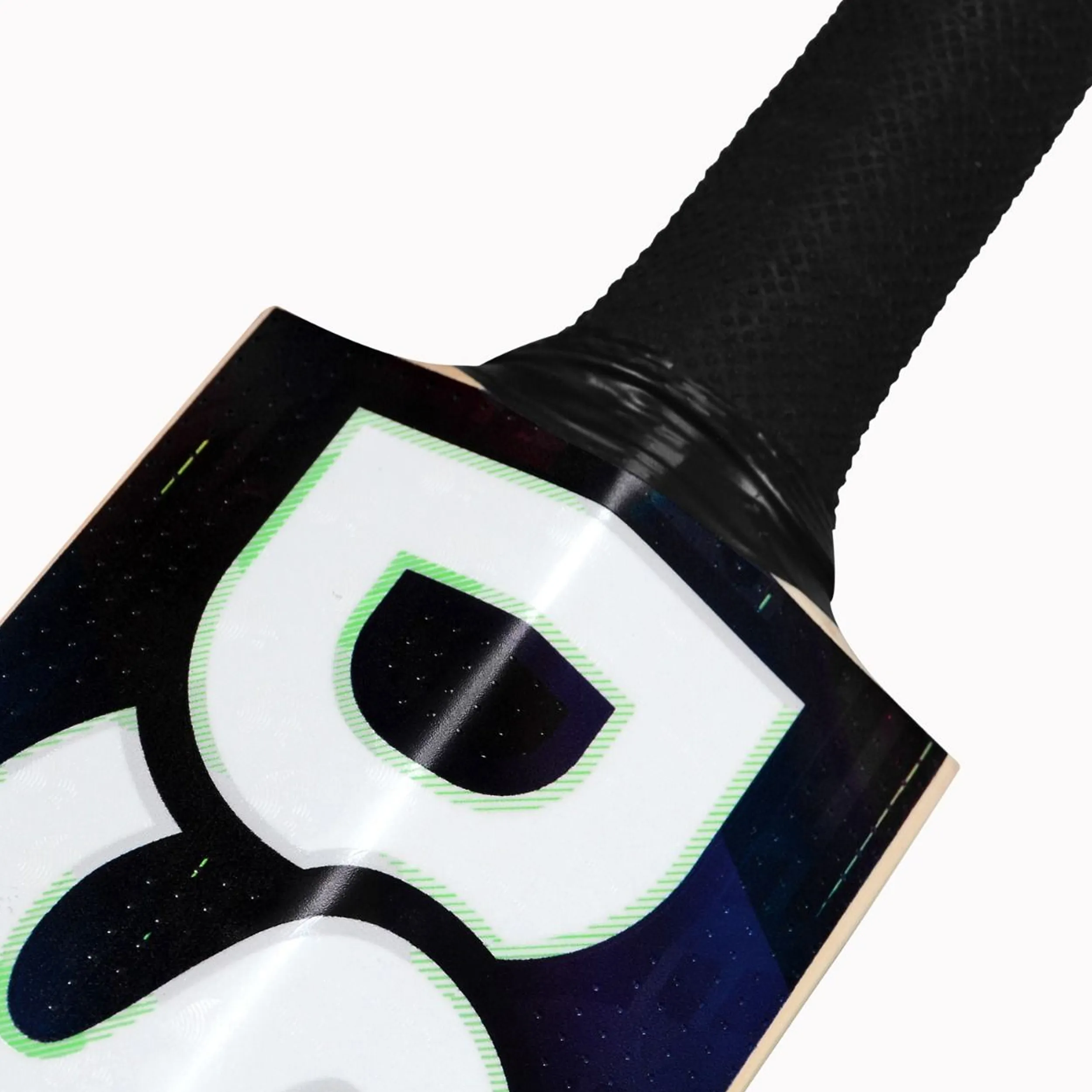 DSC BLAK 200 English Willow Cricket Bat -SH