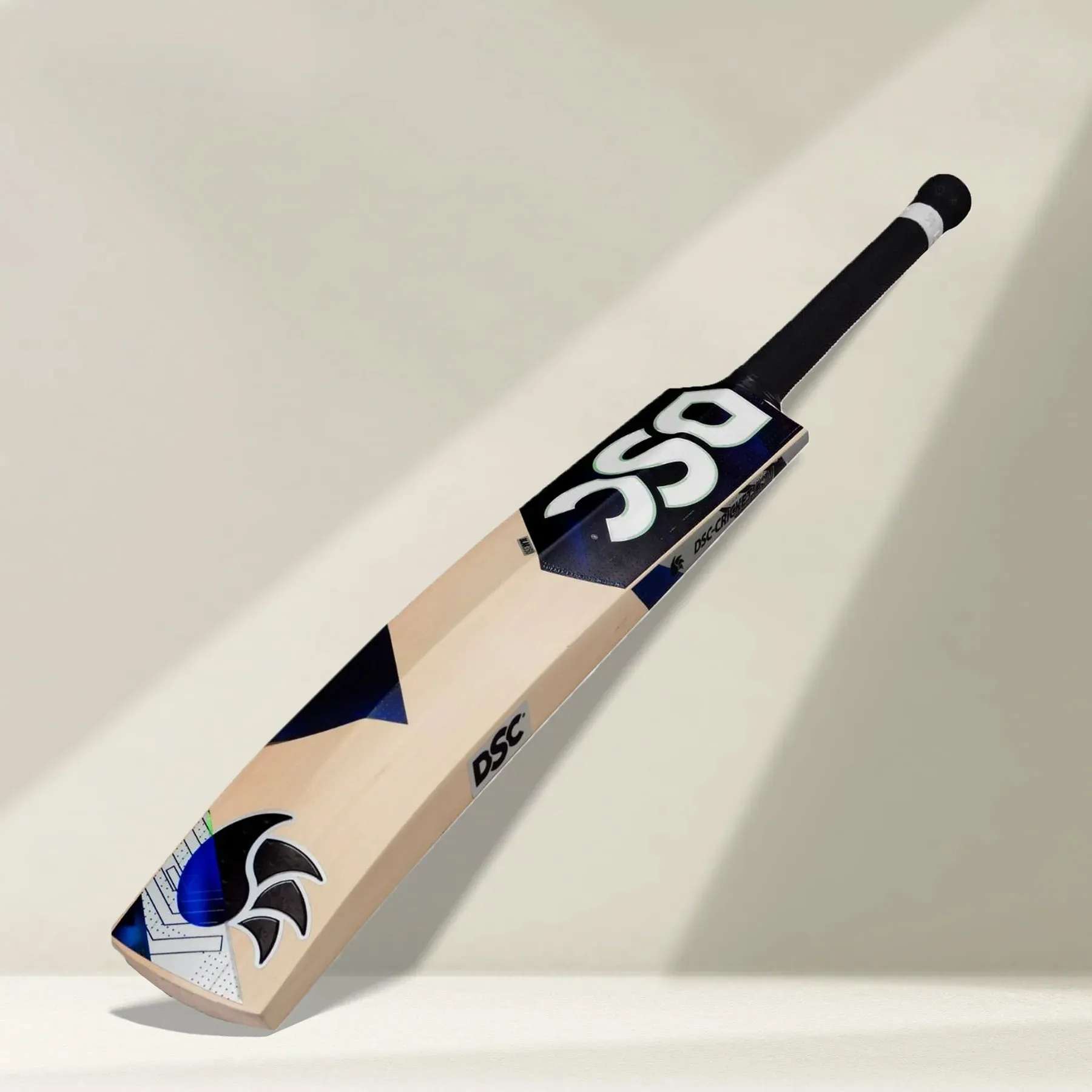 DSC BLAK 350 English Willow Cricket Bat -SH