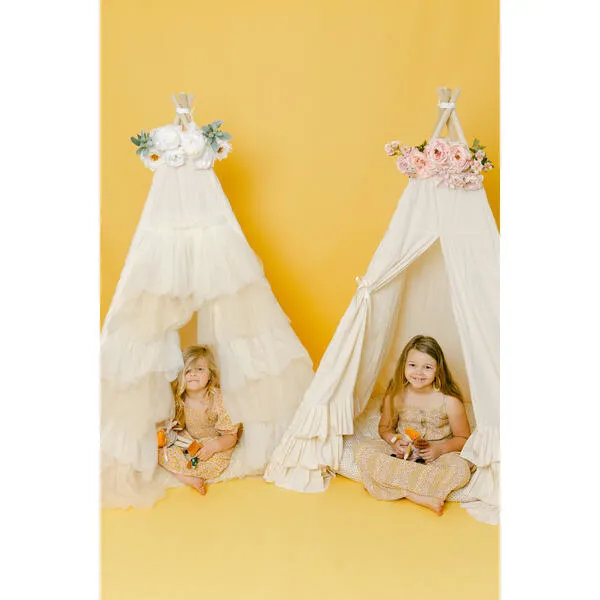 E&E Ivory Ruffle Tulle Play Tent