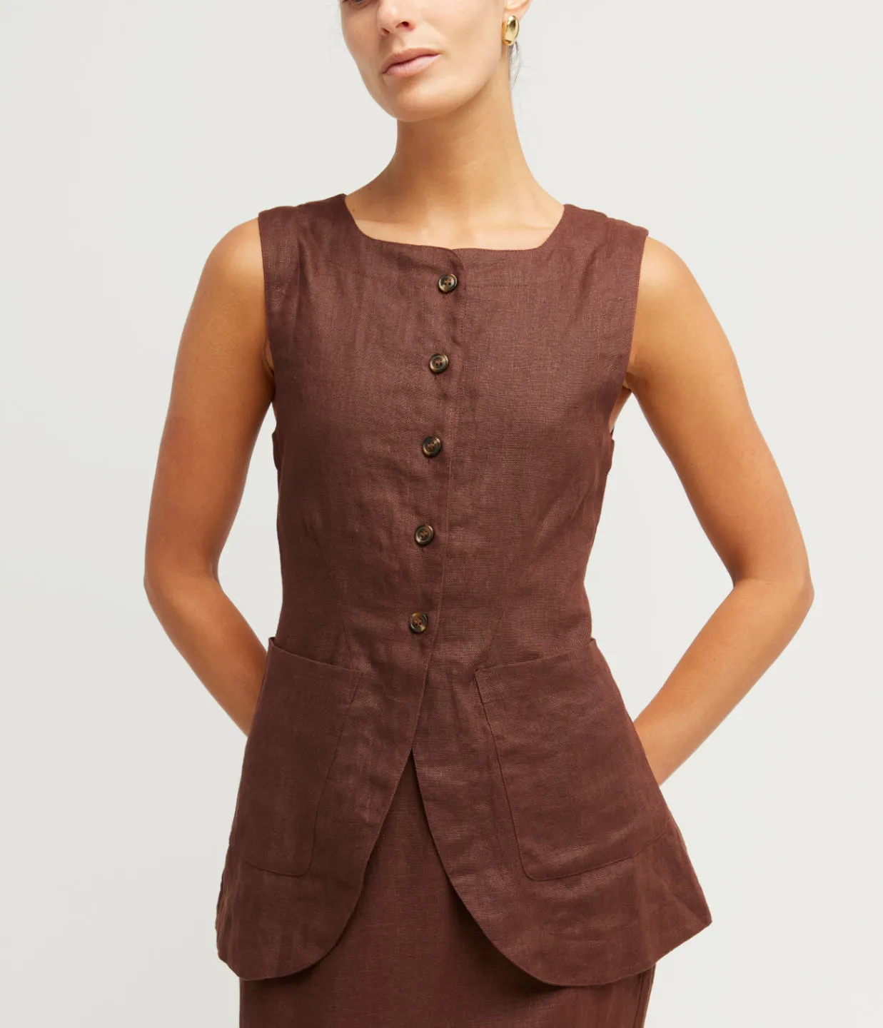 Emma Vest in Chocolate