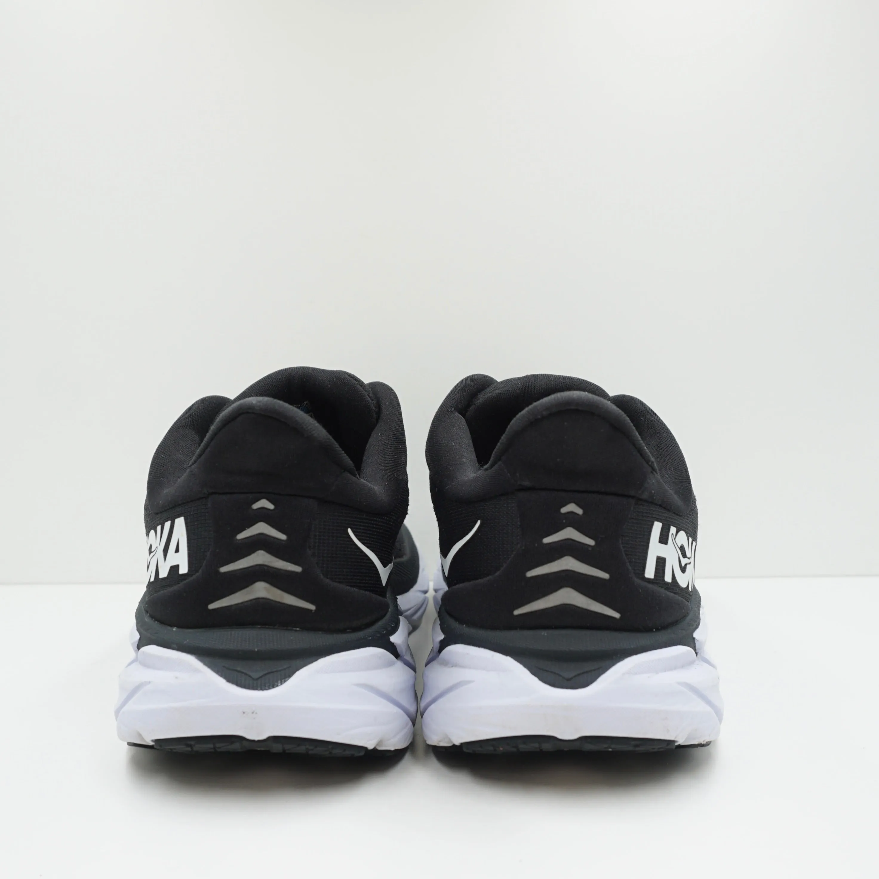 Hoka One One Clifton 8 Black/White (W)