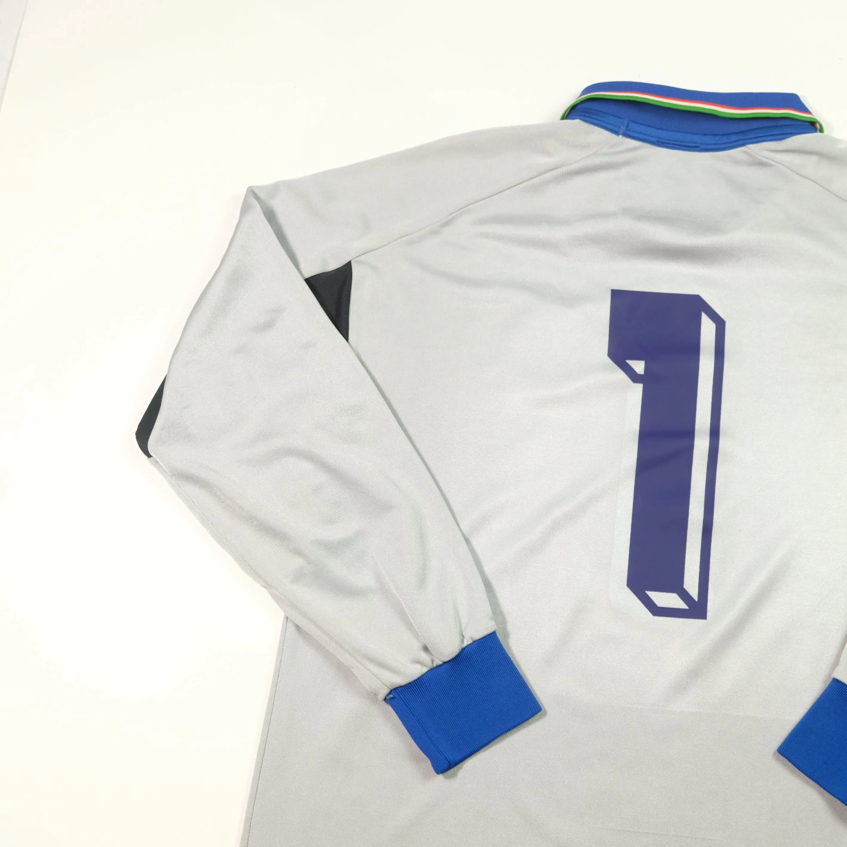 Italy 1990 Diadora Original Goalkeeper Football Shirt Large
