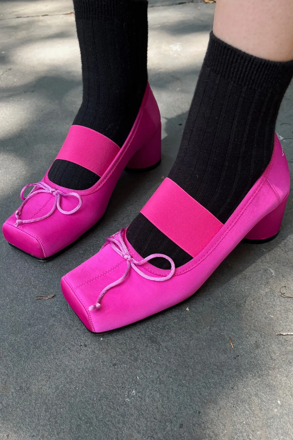 Lazy Dancer Slippers - Fuscia