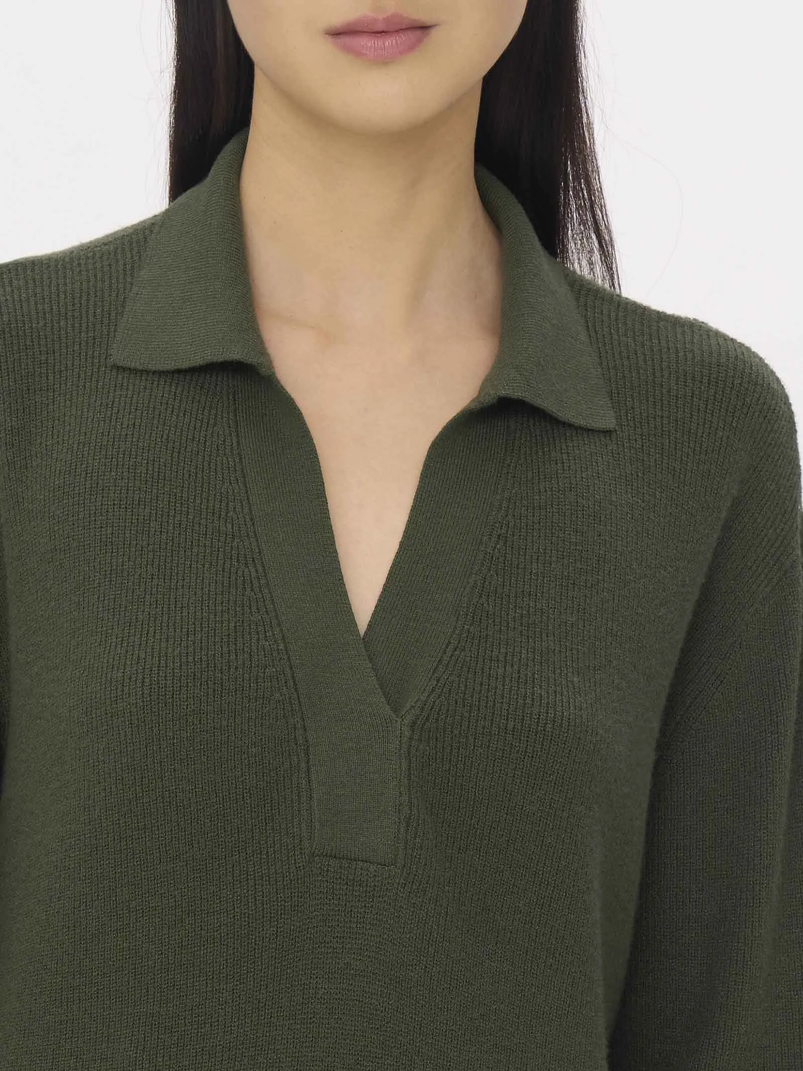 Maglia scollo a V in filato Super Soft - Kombu Green