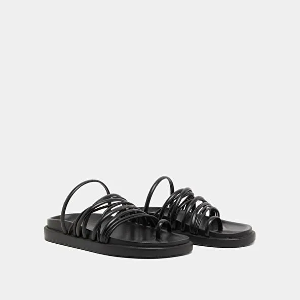 Multi-strap sandals in black leather