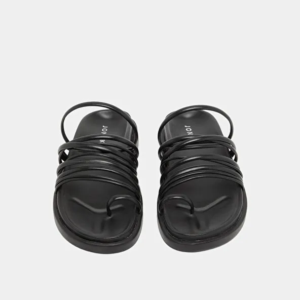 Multi-strap sandals in black leather