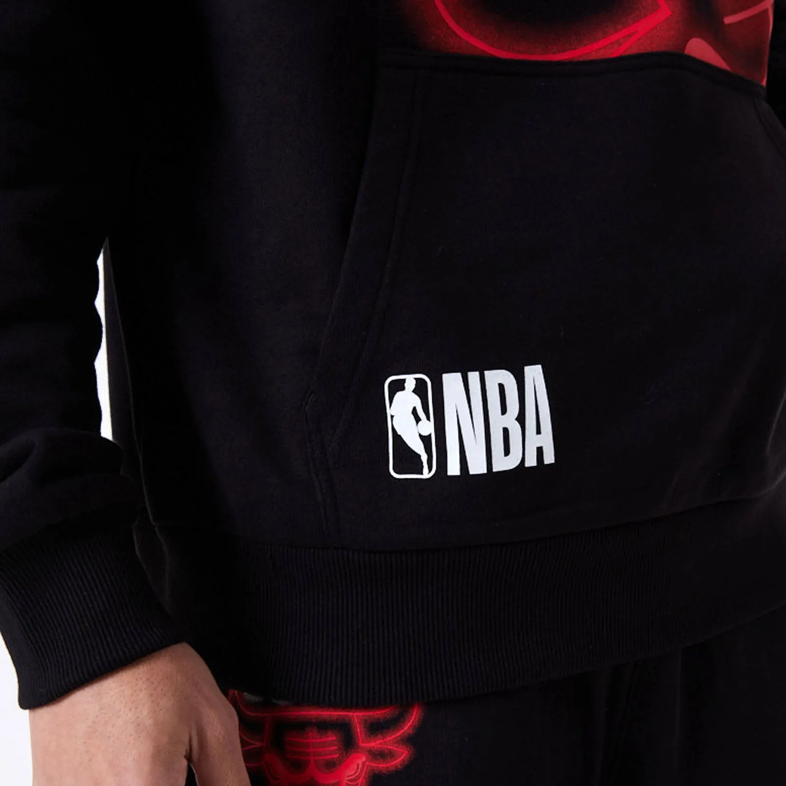New Era Mens Chicago Bulls NBA Neon Team Logo Hoodie - Black