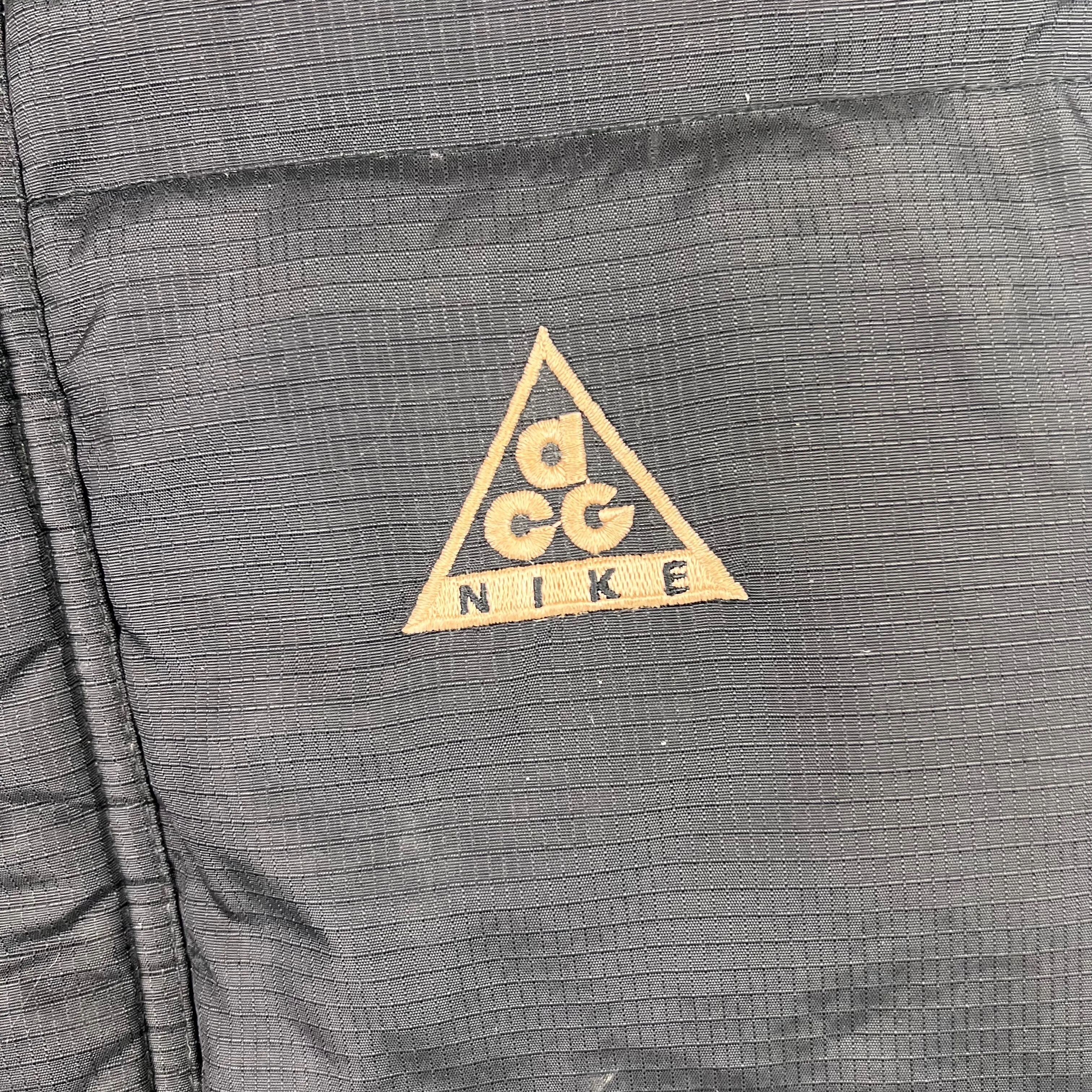 Nike ACG 90's Down Filled Gilet Puffer Jacket Black Rare