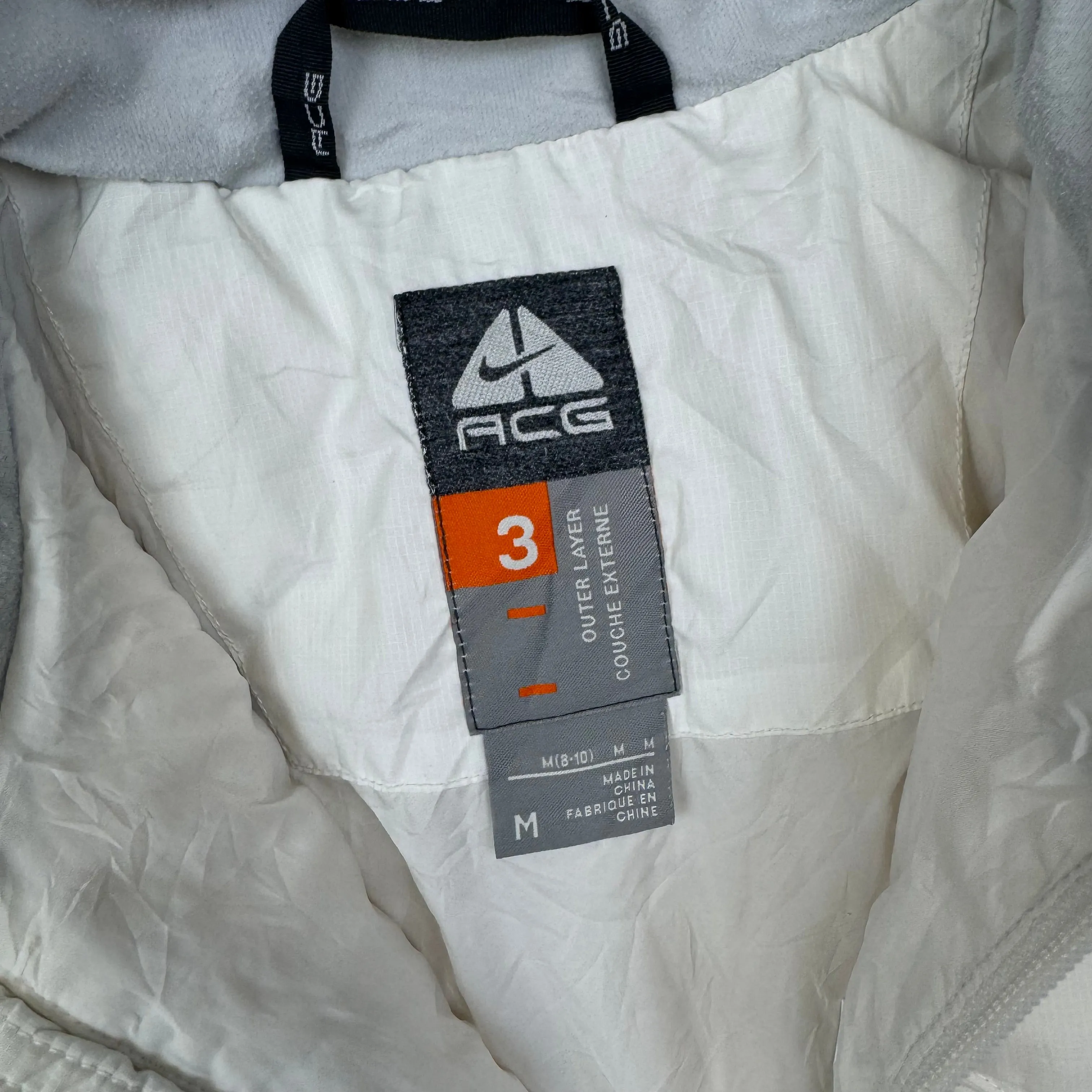 Nike ACG Puffer Jacket White