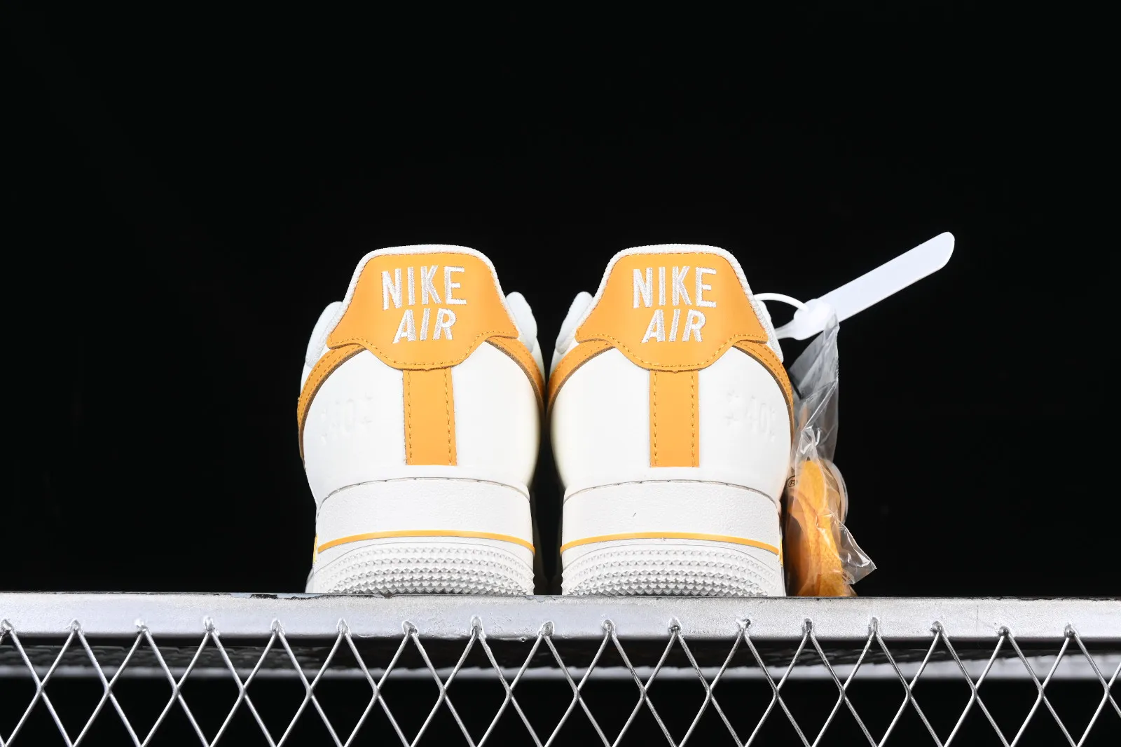 Nike Air Force 1 07 Low White Yellow Gold DQ7658-105