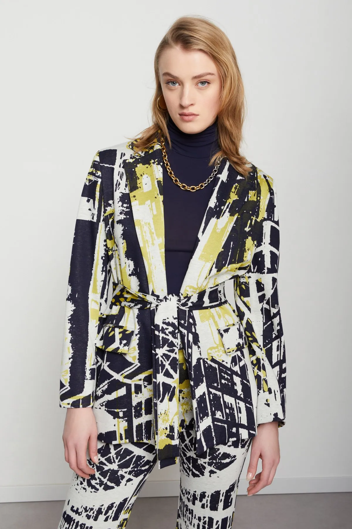 Patterned jacket with belt