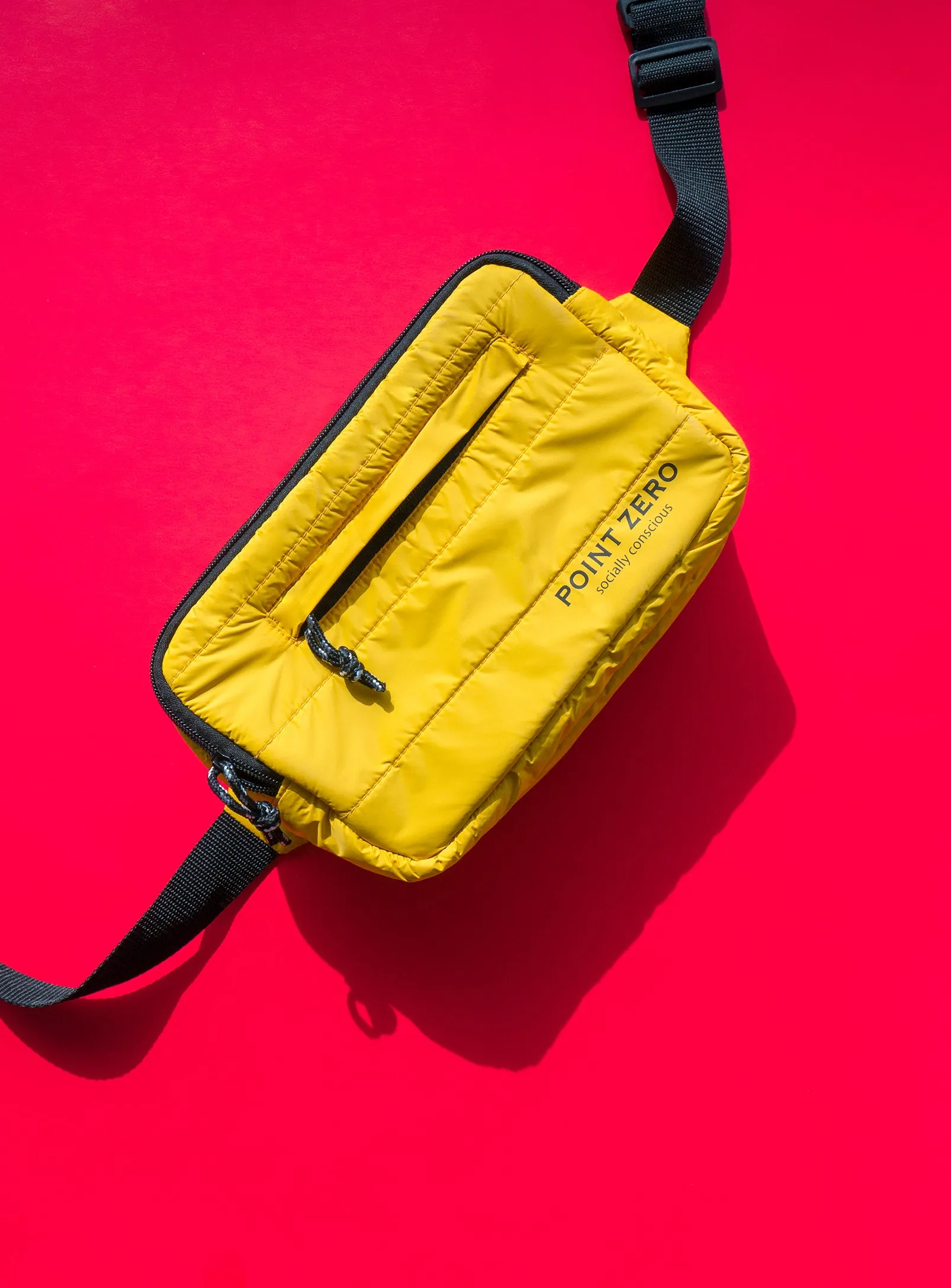 POUCH | Puffer belt bag||POCHETTE | Sac banane matelassé
