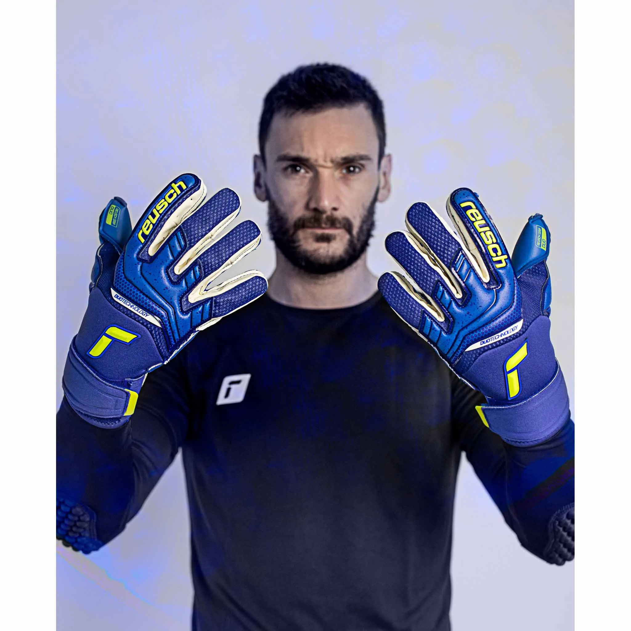 Reusch Attrakt Duo gants de gardien de soccer