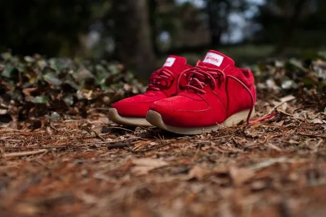Ronnie fieg x clarks super red kildare