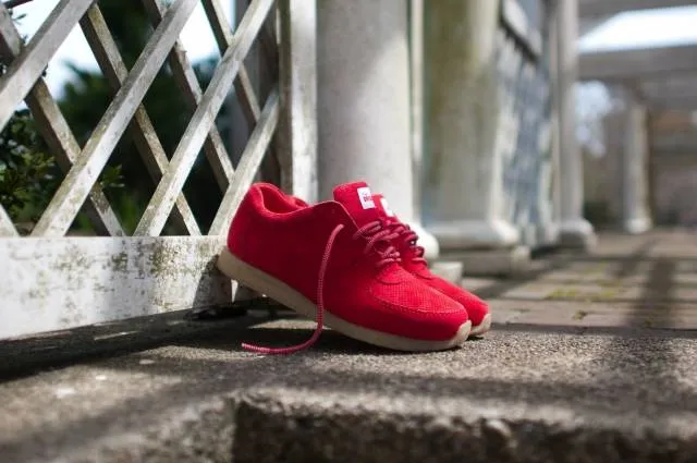 Ronnie fieg x clarks super red kildare