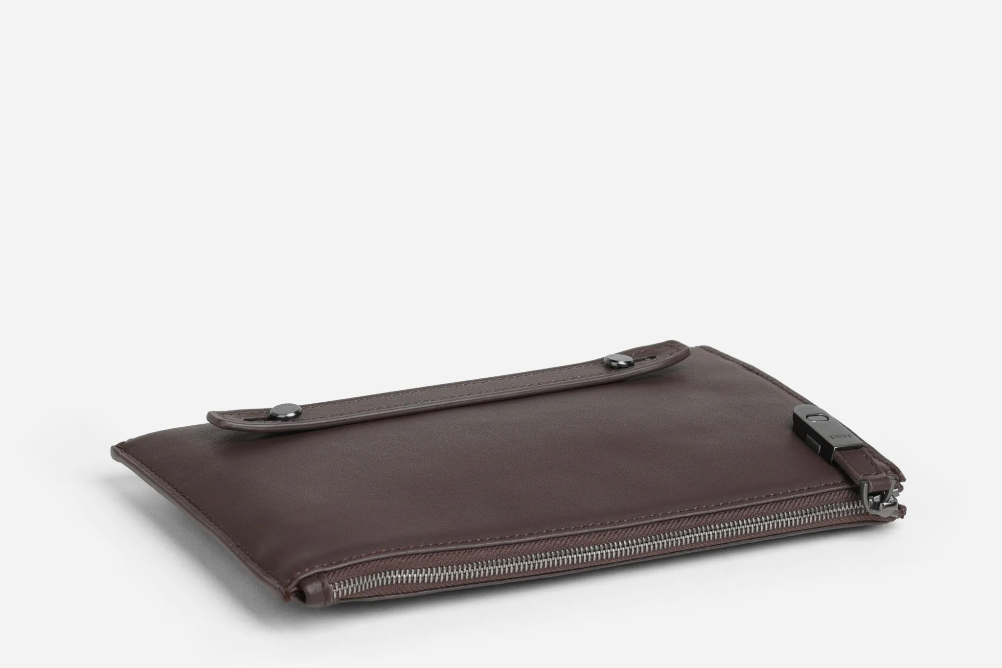 Ross Everyday Clutch - SMO Dark Brown | Outlet