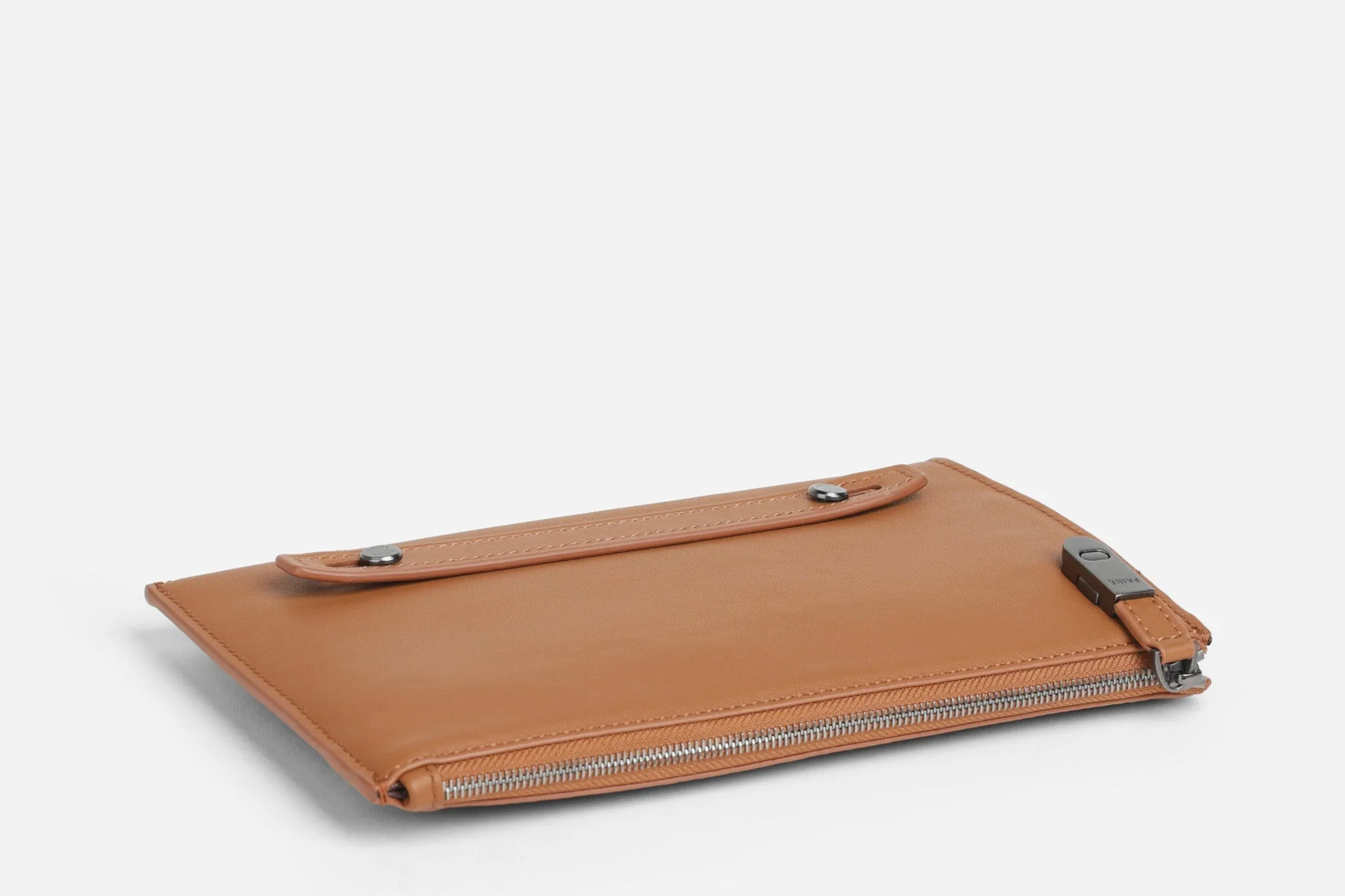 Ross Everyday Clutch - SMO Dark Brown | Outlet