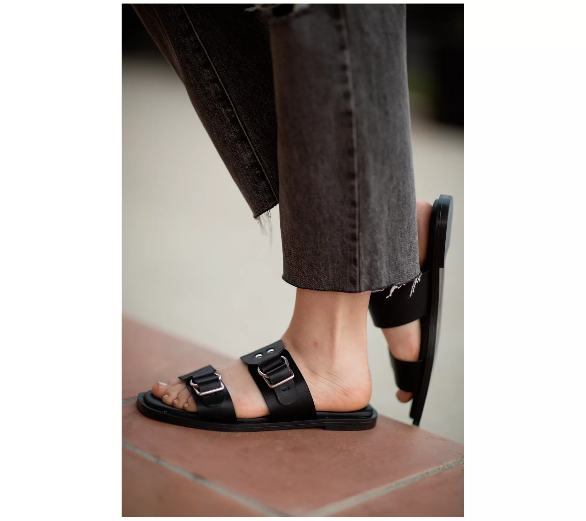 Seychelles Buckle Leather Slide Sandals - Admire Me