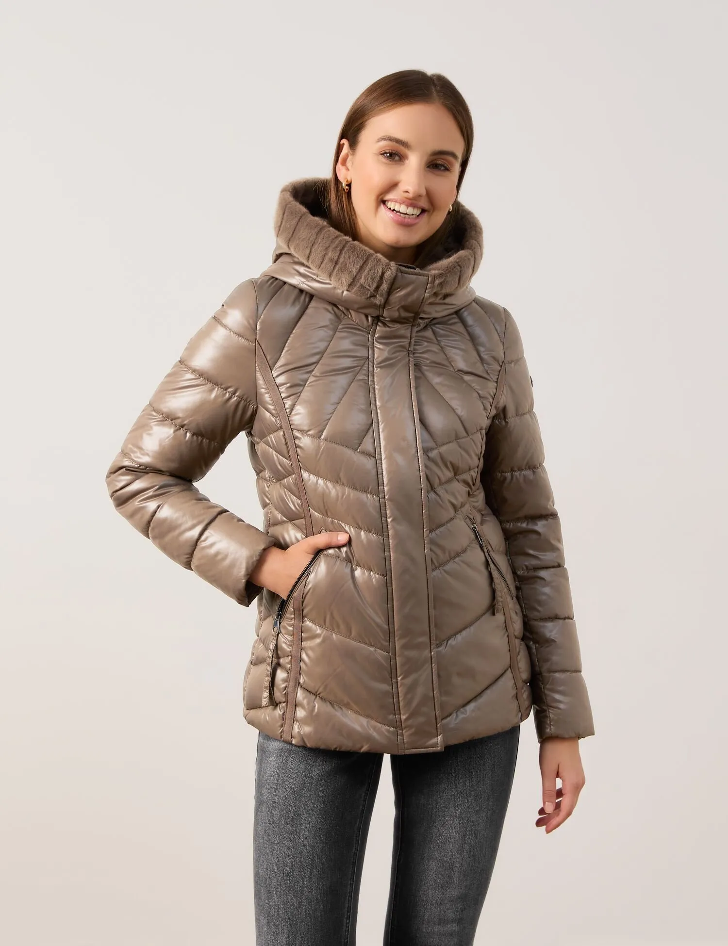 Shiny quilted jacket with faux fur