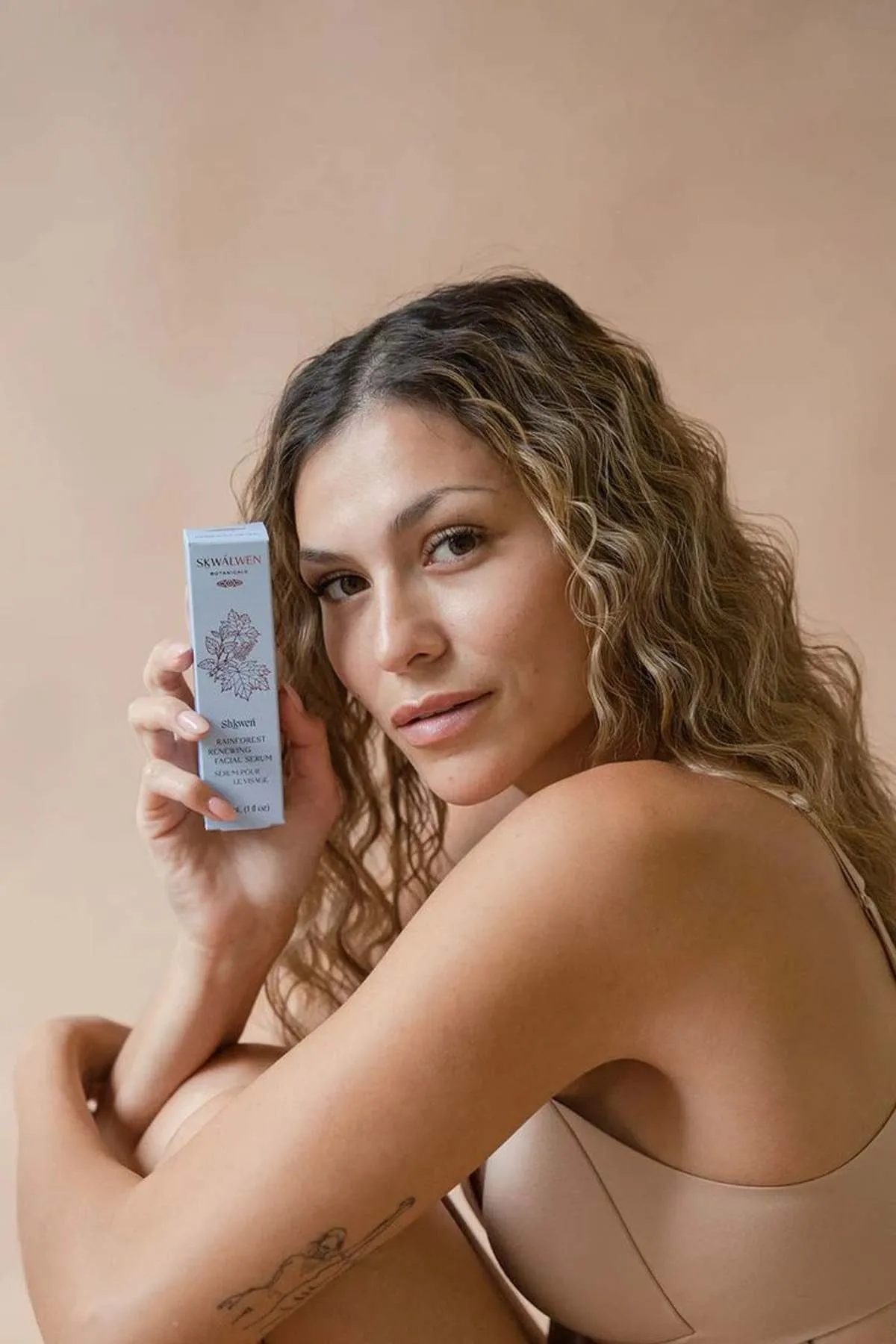 Shkwe Rainforest Renewing Facial Serum