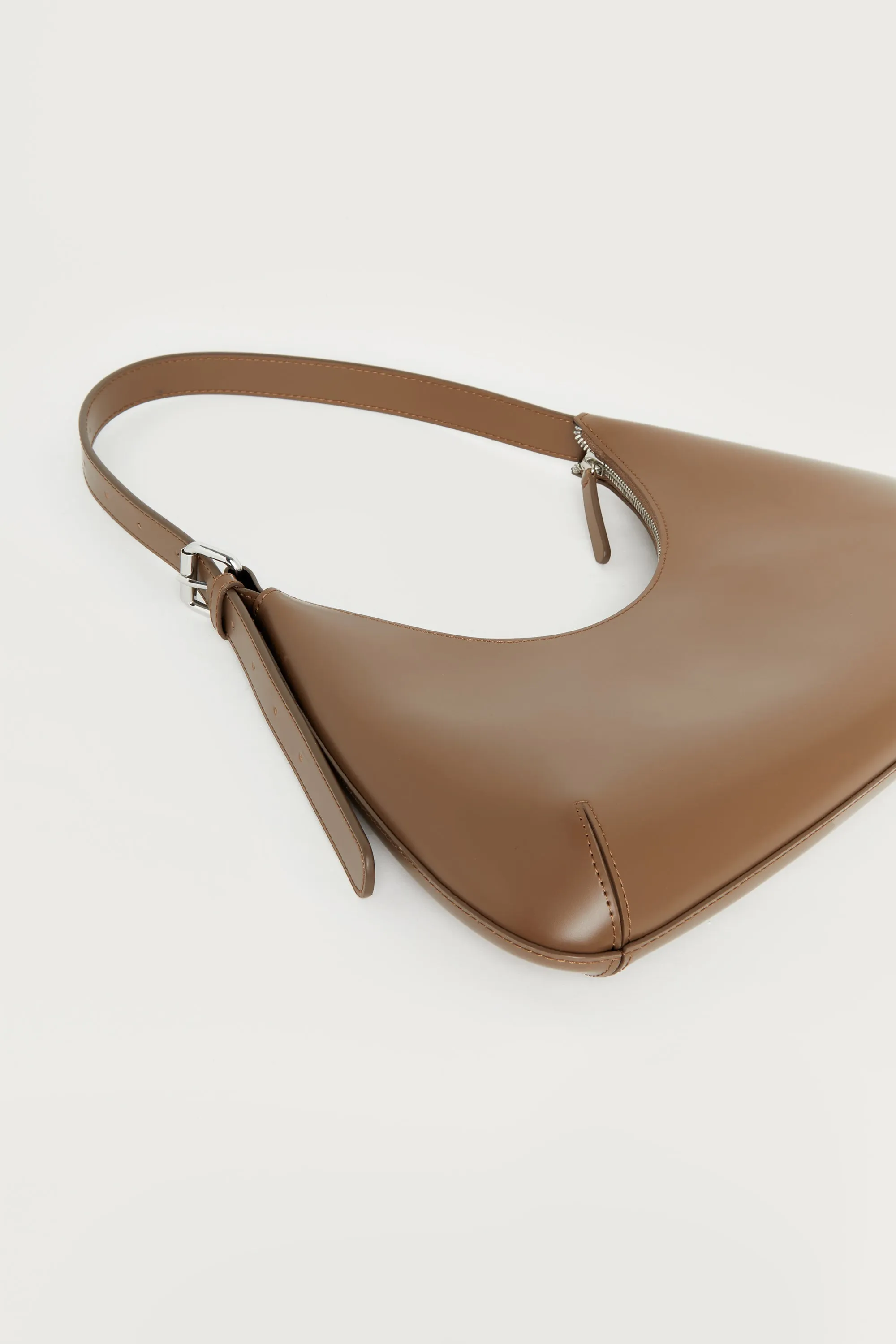 SMALL ROUNDED SHOULDER BAG