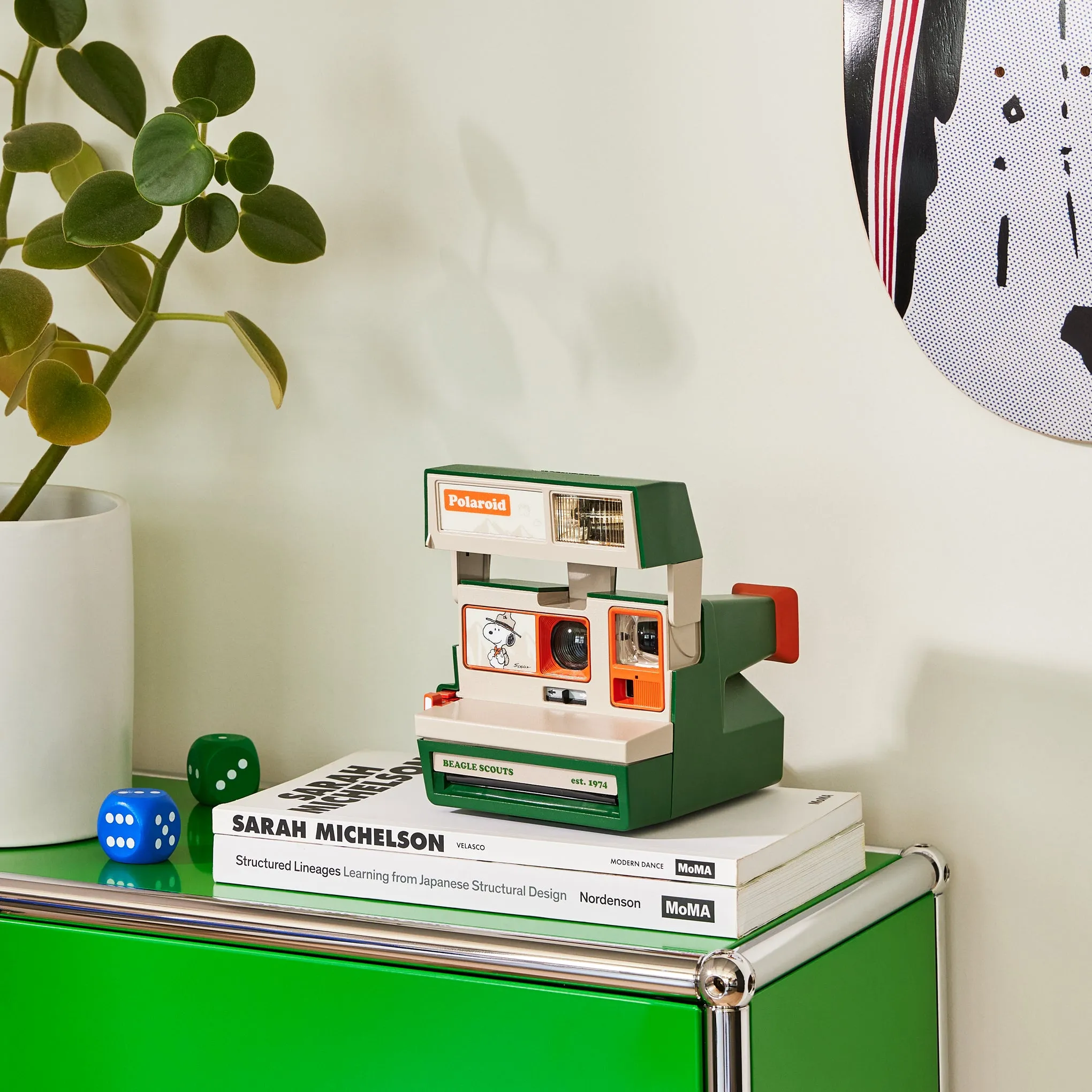 Snoopy's Beagle Scouts Polaroid 600 Instant Film Camera