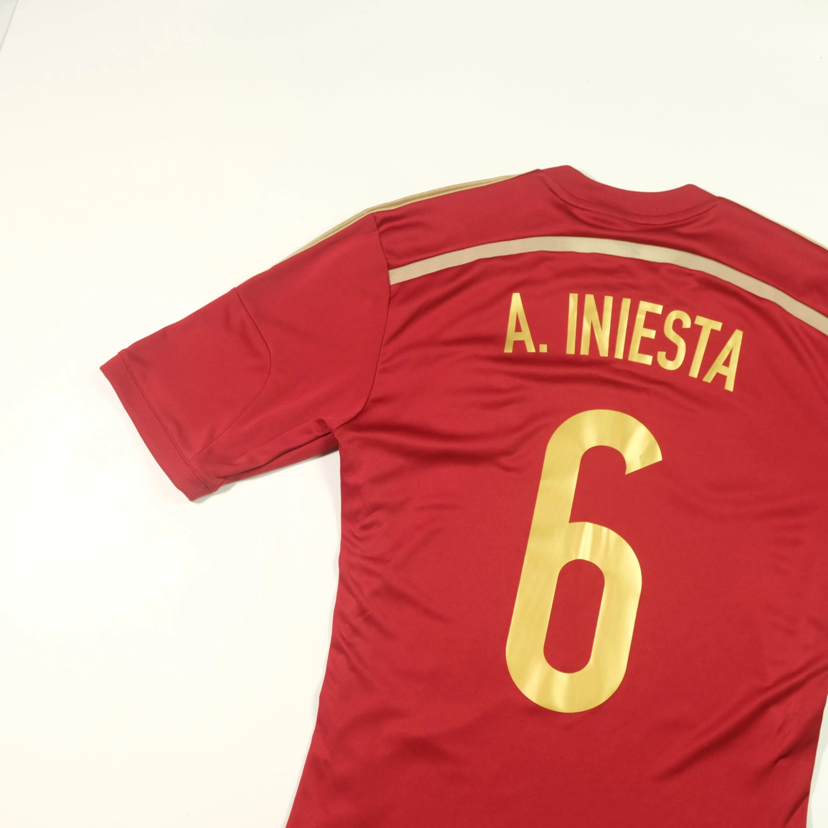 Spain Iniesta Adidas 2014 Football Shirt Small