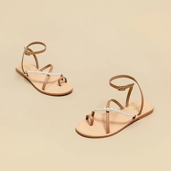 Strappy and beaded sandals in camel leather